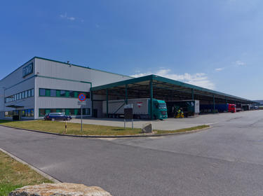 An exterior photo of the building and truck court at Prologis Wroclaw DC4